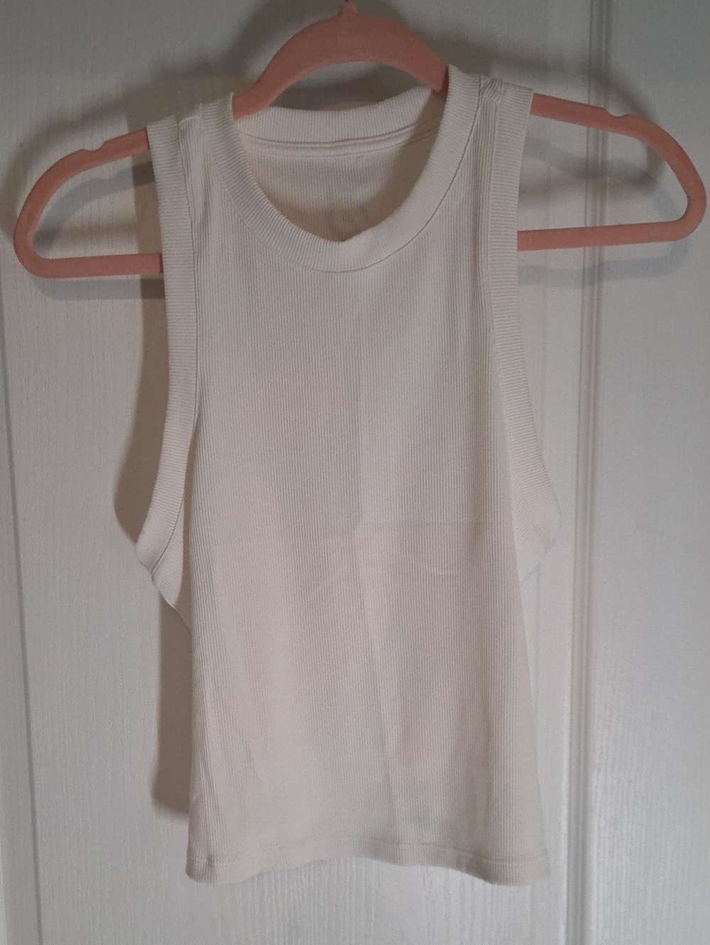 Peloton Off-White Ribbed High-Neck Cropped Tank